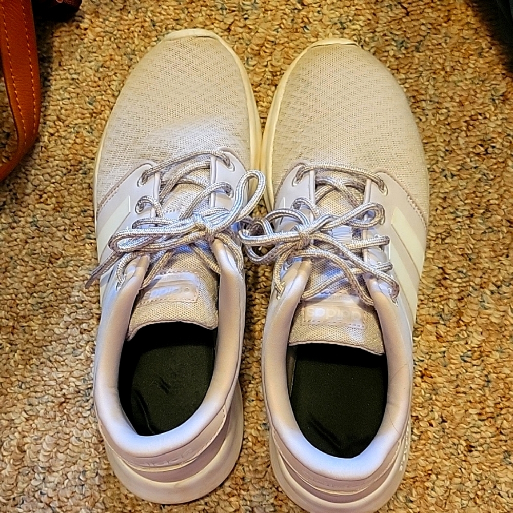 Adidas tennis shoes